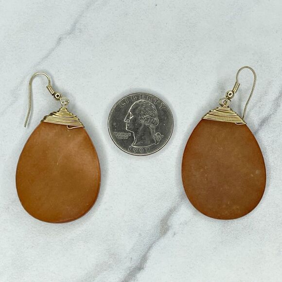 Gold Tone Wire Wrapped Shell Dangle Earrings Pierced Pair - Picture 2 of 6